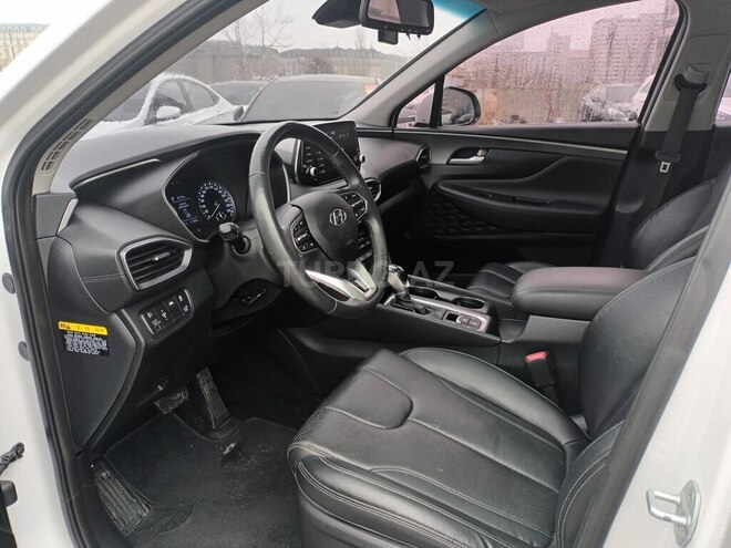 Hyundai Santa Fe-12