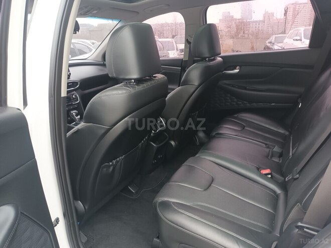 Hyundai Santa Fe-14