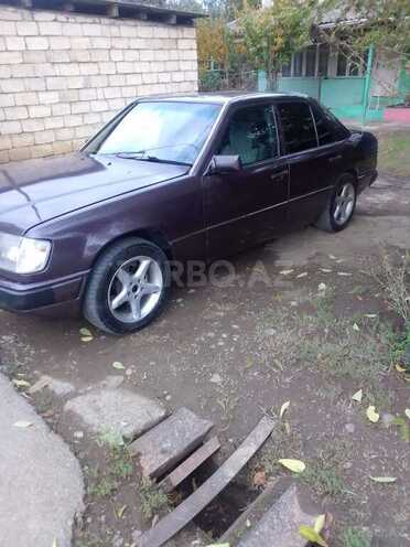 Mercedes E 250 1993, 450,000 km - 2.5 l - Masallı