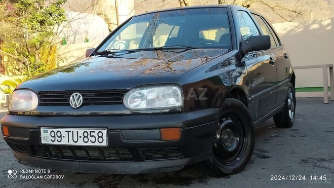 Volkswagen Golf 1997, 280,000 km - 1.8 l - Şəki