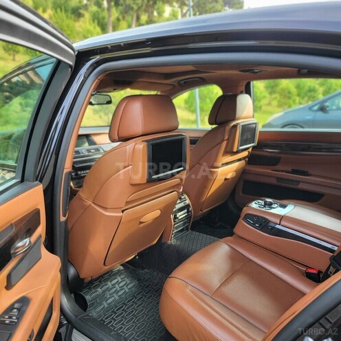 BMW 750 2011, 250,000 km - 4.4 l - Bakı