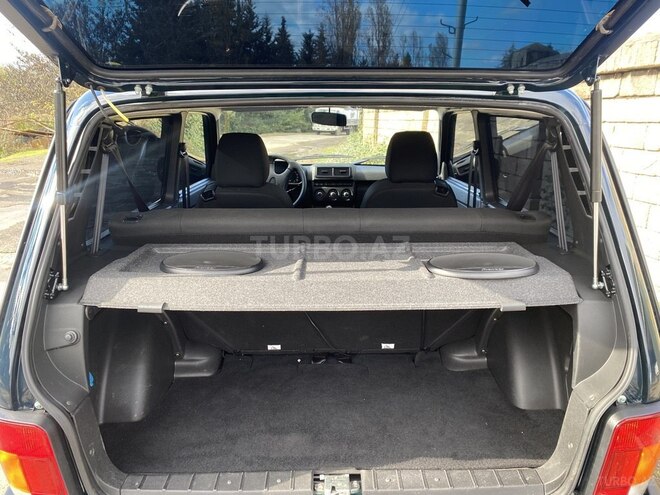 LADA (VAZ) Niva 2024, 9,800 km - 1.7 l - Astara