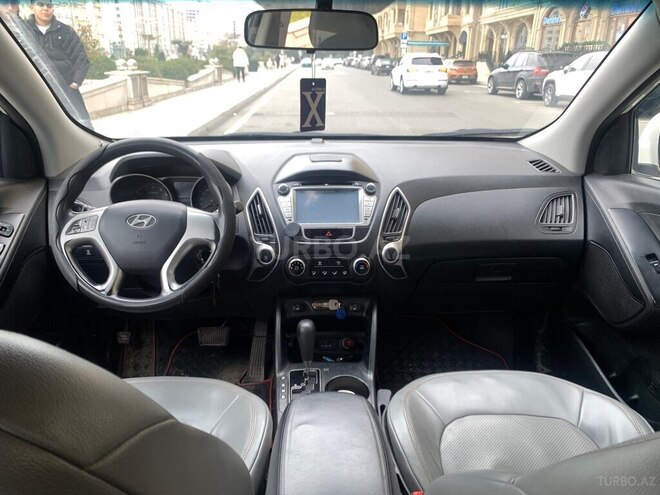 Hyundai ix35 2012, 143,000 km - 2.0 l - Bakı
