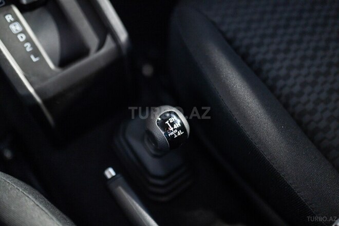 Suzuki Jimny-9