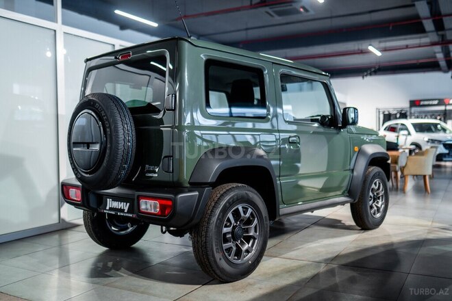 Suzuki Jimny-4