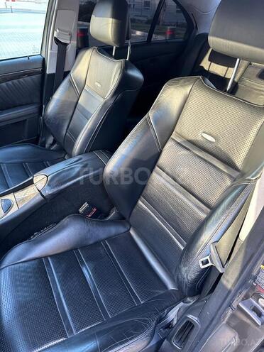 Mercedes E 220 d-10