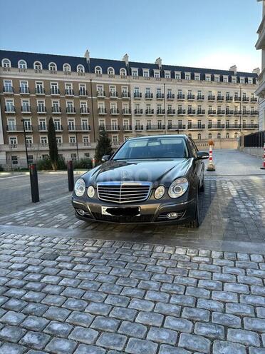 Mercedes E 220 d-1