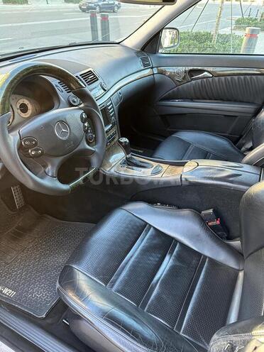 Mercedes E 220 d-11
