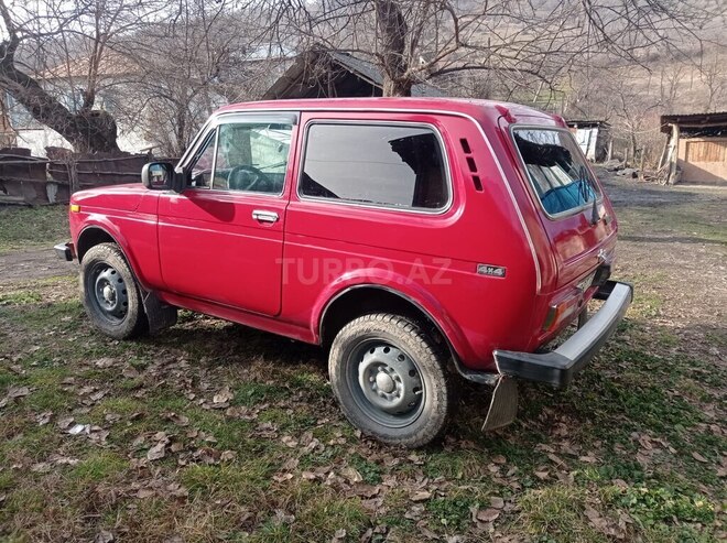 LADA (VAZ) Niva 1993, 100,000 km - 1.6 l - Quba