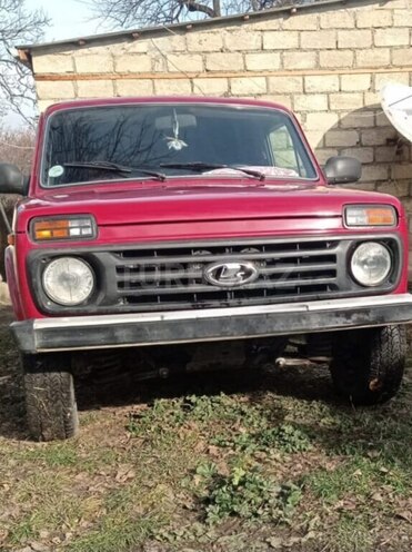 LADA (VAZ) Niva 1993, 100,000 km - 1.6 l - Quba