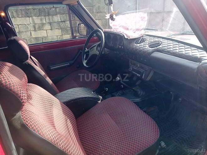LADA (VAZ) Niva 1993, 100,000 km - 1.6 l - Quba