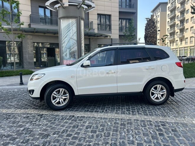 Hyundai Santa Fe 2011, 330,000 km - 2.0 л - Bakı