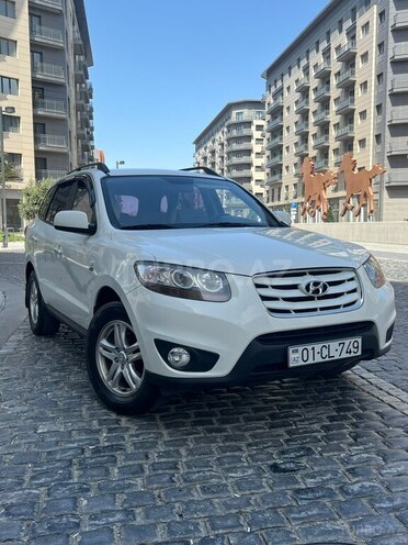 Hyundai Santa Fe 2011, 330,000 km - 2.0 л - Bakı