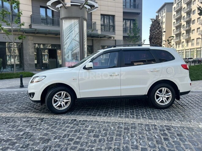 Hyundai Santa Fe 2011, 330,000 km - 2.0 л - Bakı