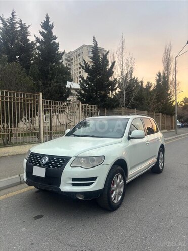 Volkswagen Touareg 2005, 335,000 km - 3.2 l - Bakı