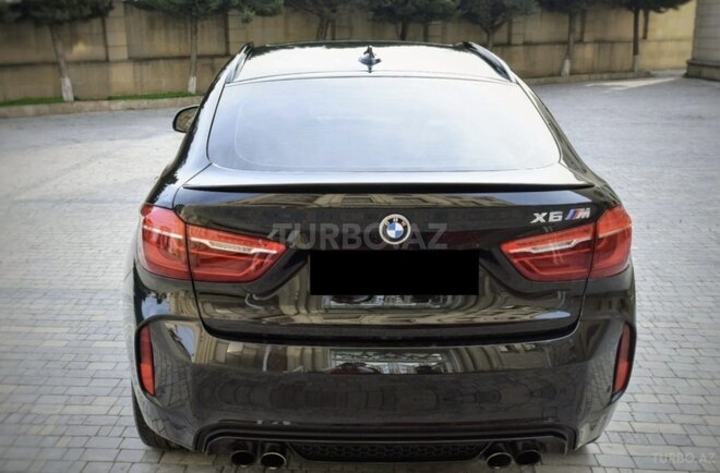 BMW X6 M 2015, 93,000 km - 4.4 л - Bakı