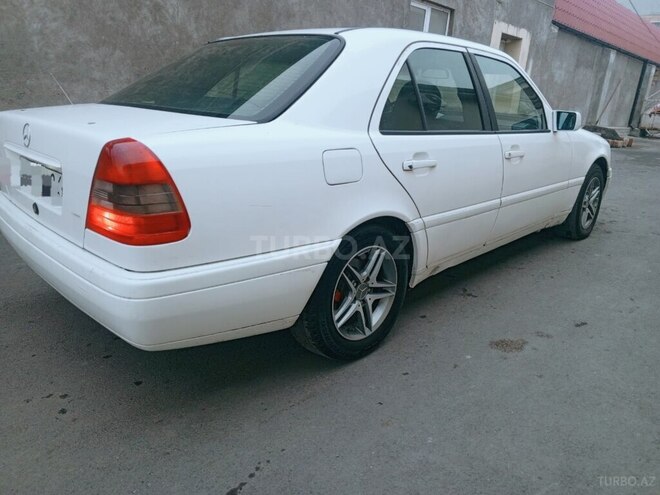 Mercedes C 180 1995, 289,464 km - 1.8 l - Zaqatala