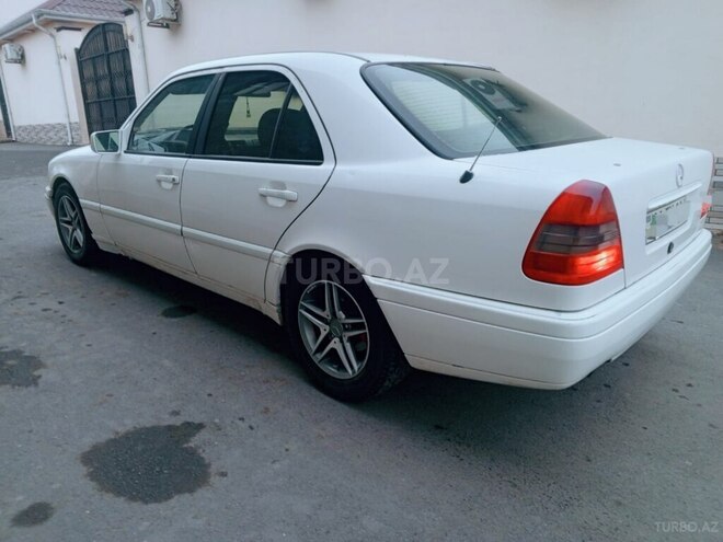 Mercedes C 180 1995, 289,464 km - 1.8 l - Zaqatala