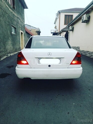 Mercedes C 180 1995, 289,464 km - 1.8 l - Zaqatala