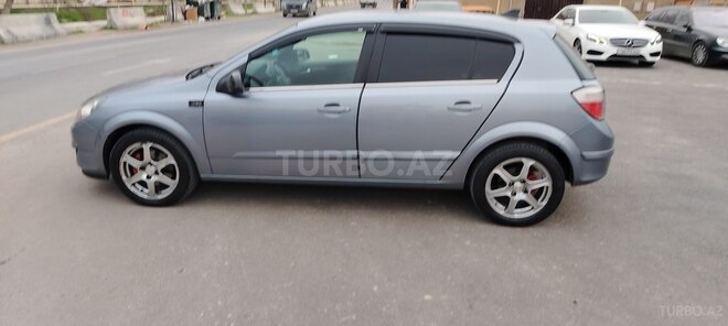 Opel Astra 2005, 210,000 km - 1.4 l - Bakı