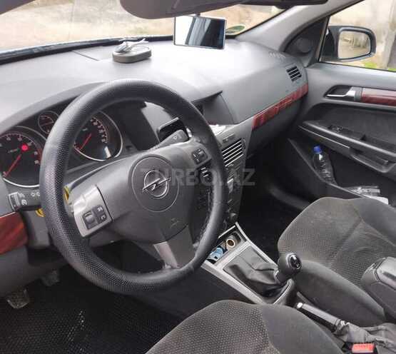 Opel Astra 2005, 210,000 km - 1.4 l - Bakı