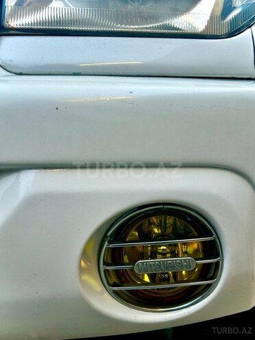 Mitsubishi Pajero io 2001, 290,000 km - 2.0 л - Bakı