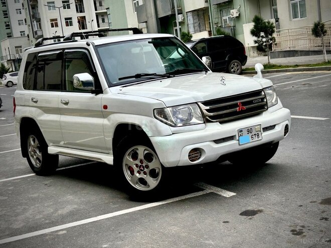 Mitsubishi Pajero io 2001, 290,000 km - 2.0 л - Bakı