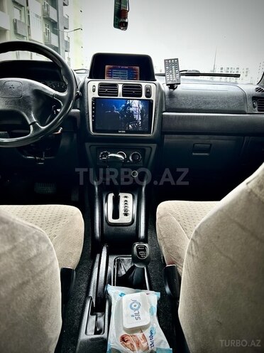 Mitsubishi Pajero io 2001, 290,000 km - 2.0 л - Bakı