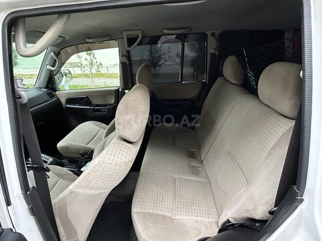 Mitsubishi Pajero io 2001, 290,000 km - 2.0 л - Bakı