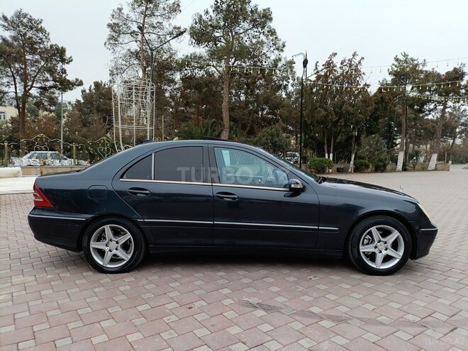Mercedes C 200 2002, 301,000 km - 2.0 l - Şirvan
