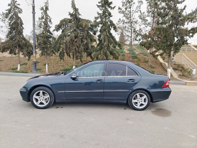 Mercedes C 200 2002, 301,000 km - 2.0 l - Şirvan