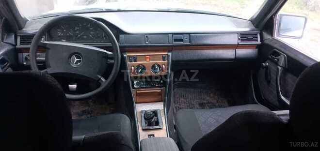 Mercedes E 200 d 1987, 234,234 km - 2.0 l - Sabirabad