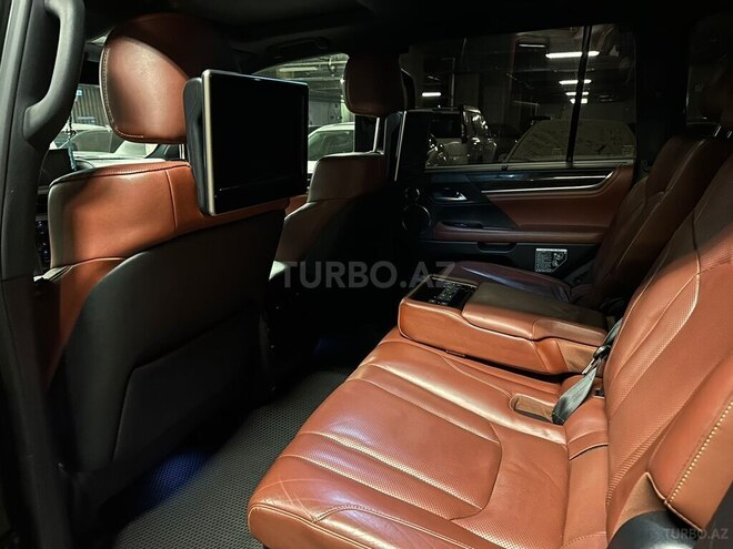 Lexus LX 570 2017, 94,000 km - 5.7 л - Bakı