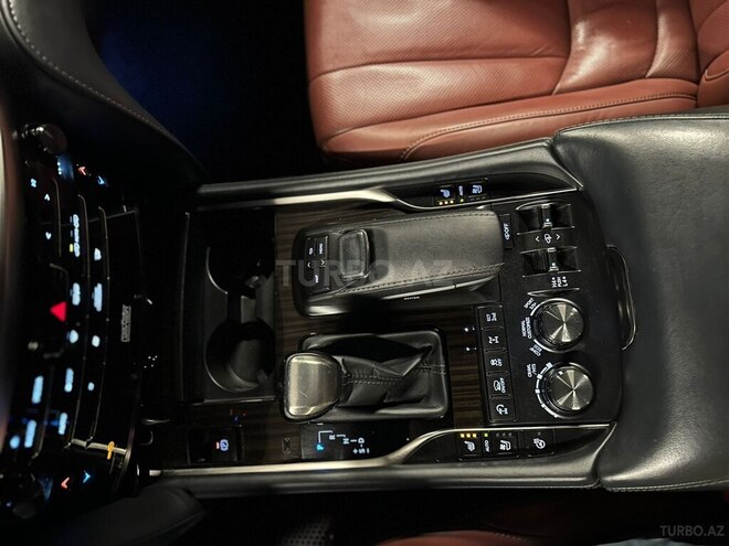 Lexus LX 570 2017, 94,000 km - 5.7 л - Bakı