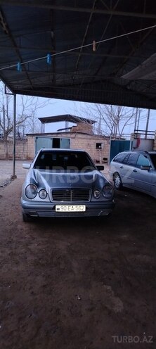 Mercedes E 220 d 1998, 430,450 km - 2.2 л - Saatlı