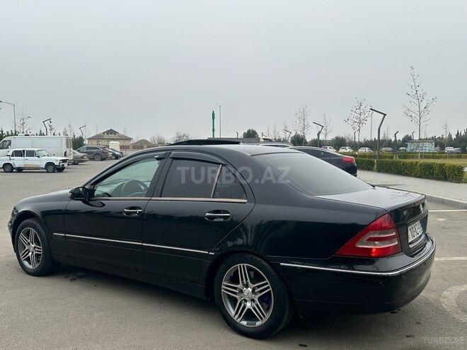 Mercedes C 240 2000, 240,222 km - 2.4 л - Salyan