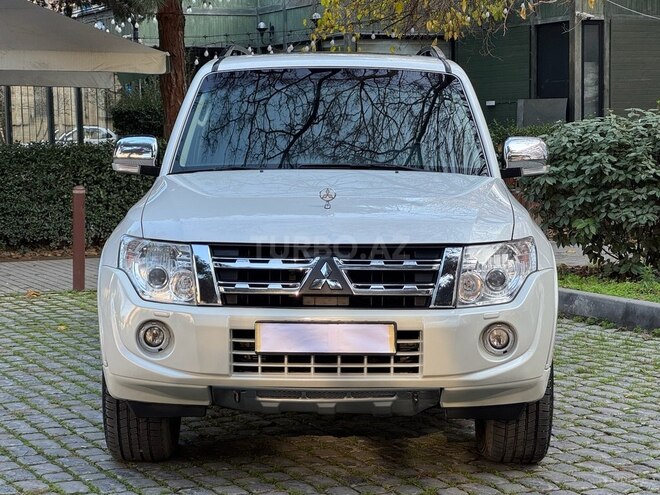 Mitsubishi Pajero 2013, 143,000 km - 3.5 л - Bakı