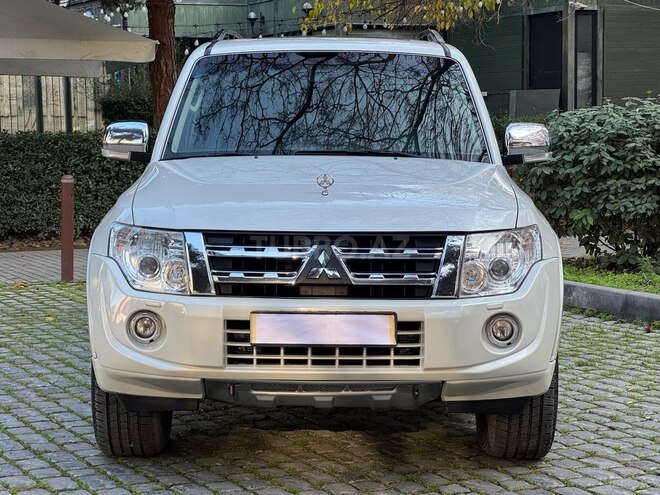Mitsubishi Pajero 2013, 143,000 km - 3.5 л - Bakı
