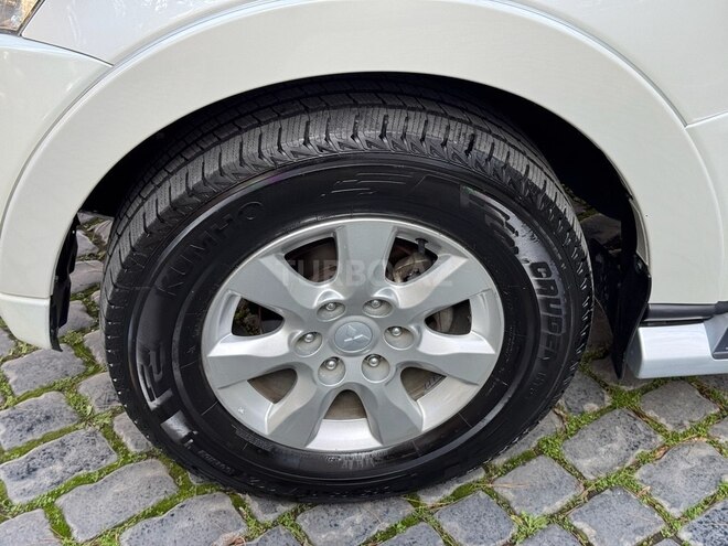 Mitsubishi Pajero 2013, 143,000 km - 3.5 л - Bakı
