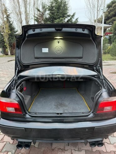 BMW 528 2000, 239,000 km - 2.8 l - Bakı