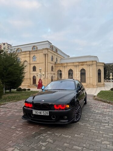 BMW 528 2000, 239,000 km - 2.8 l - Bakı