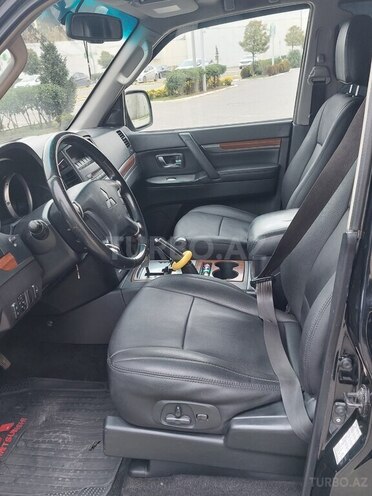 Mitsubishi Pajero 2008, 358,214 km - 3.0 l - Bakı