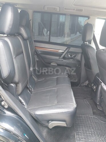 Mitsubishi Pajero 2008, 358,214 km - 3.0 l - Bakı