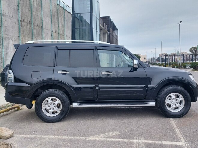 Mitsubishi Pajero 2008, 358,214 km - 3.0 l - Bakı