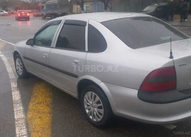Opel Vectra 1997, 345,262 km - 1.8 l - Sumqayıt
