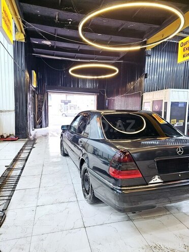 Mercedes C 240 1998, 403,000 km - 2.4 л - Bakı