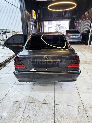 Mercedes C 240 1998, 403,000 km - 2.4 л - Bakı