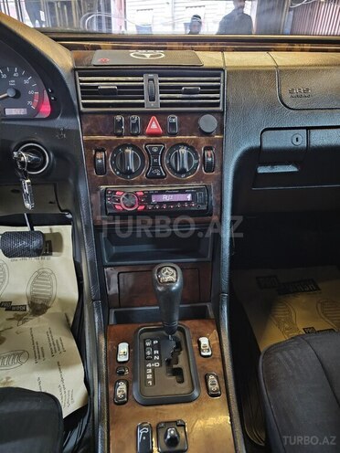 Mercedes C 240 1998, 403,000 km - 2.4 л - Bakı