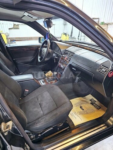 Mercedes C 240 1998, 403,000 km - 2.4 л - Bakı