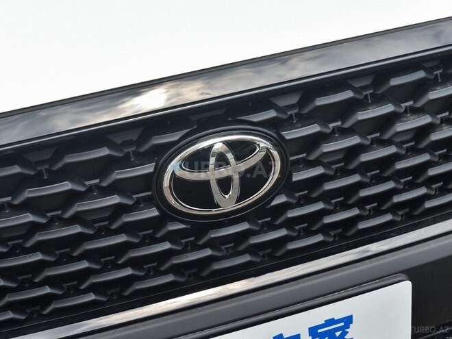 Toyota Corolla Cross-14